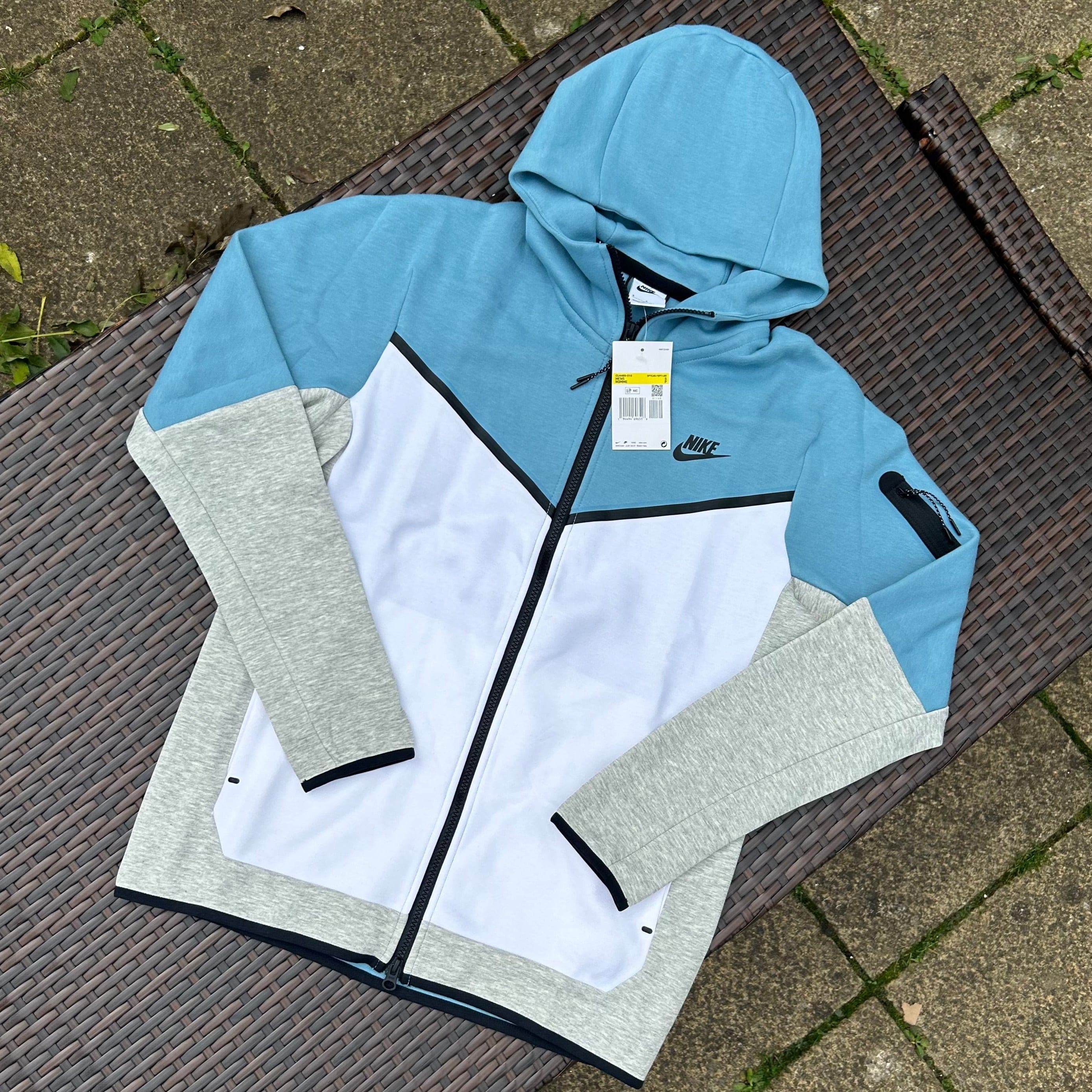 Nike Blue/White/Grey Sportswear Tech Fleece