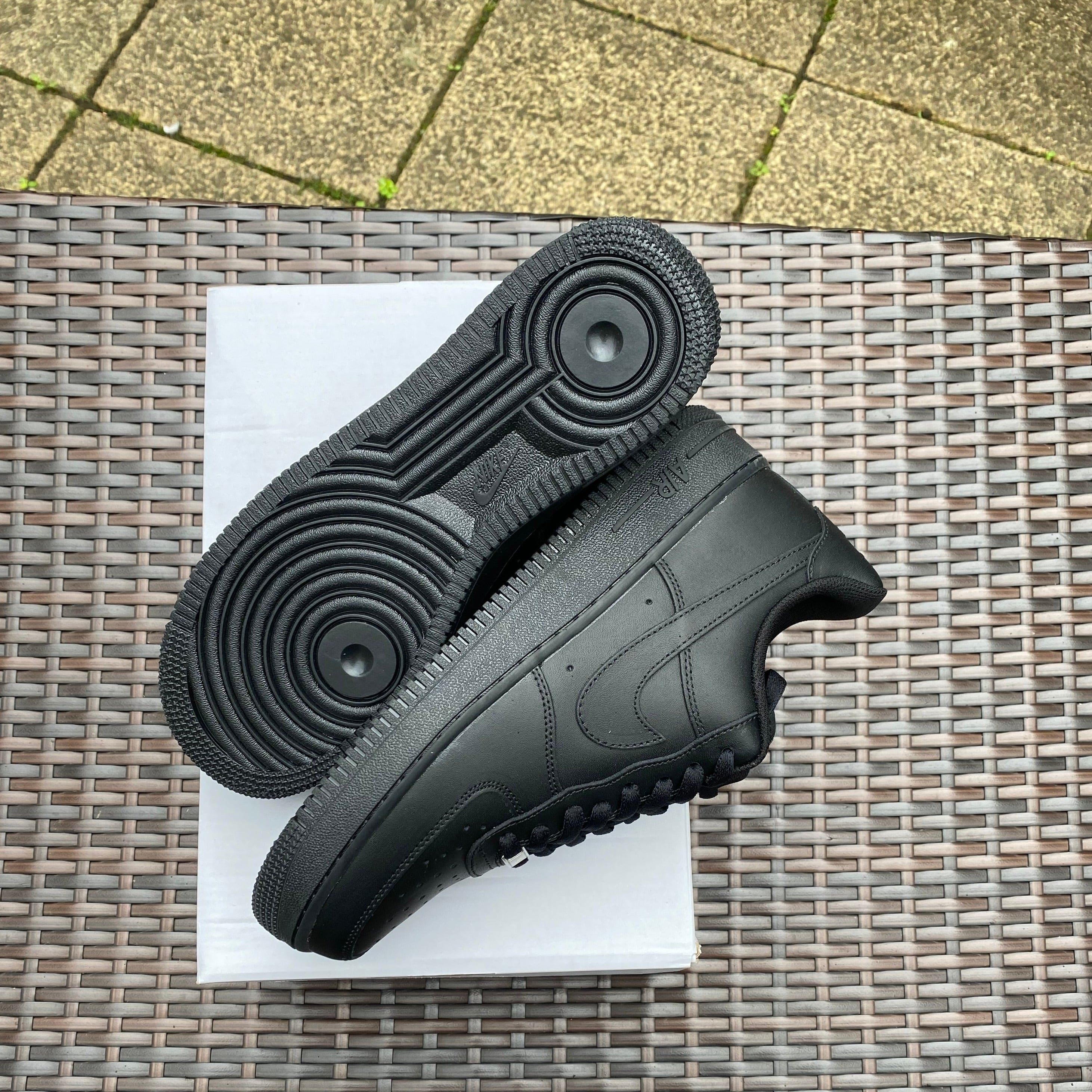 Nike Black Air Force 1