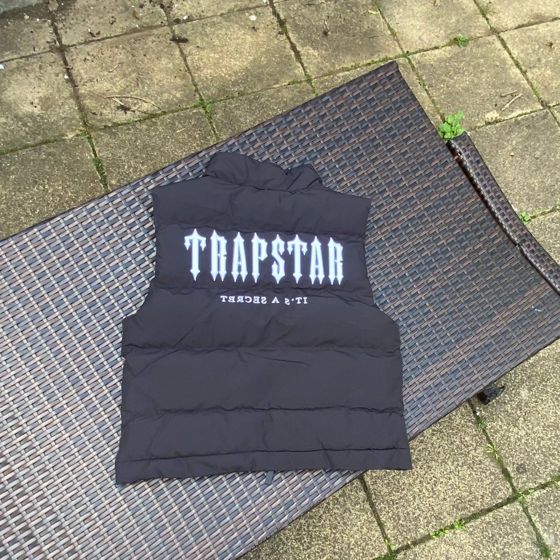 Trapstar Black "Decoded" Gilet
