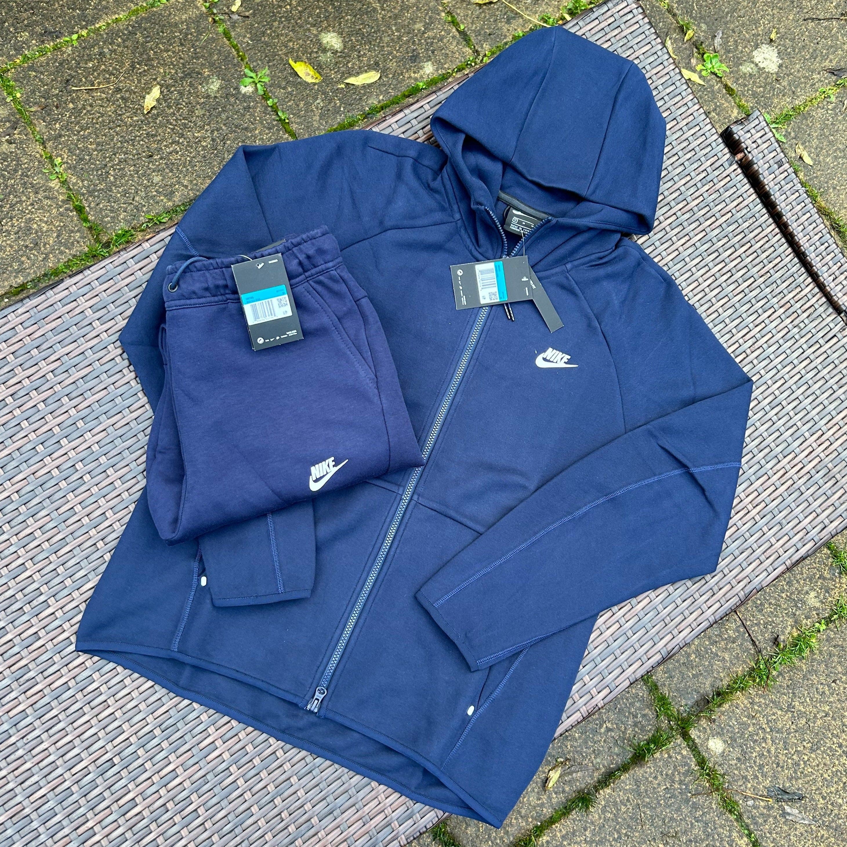 Nike Dark Blue Sportswear Tech Fleece (Old Season)