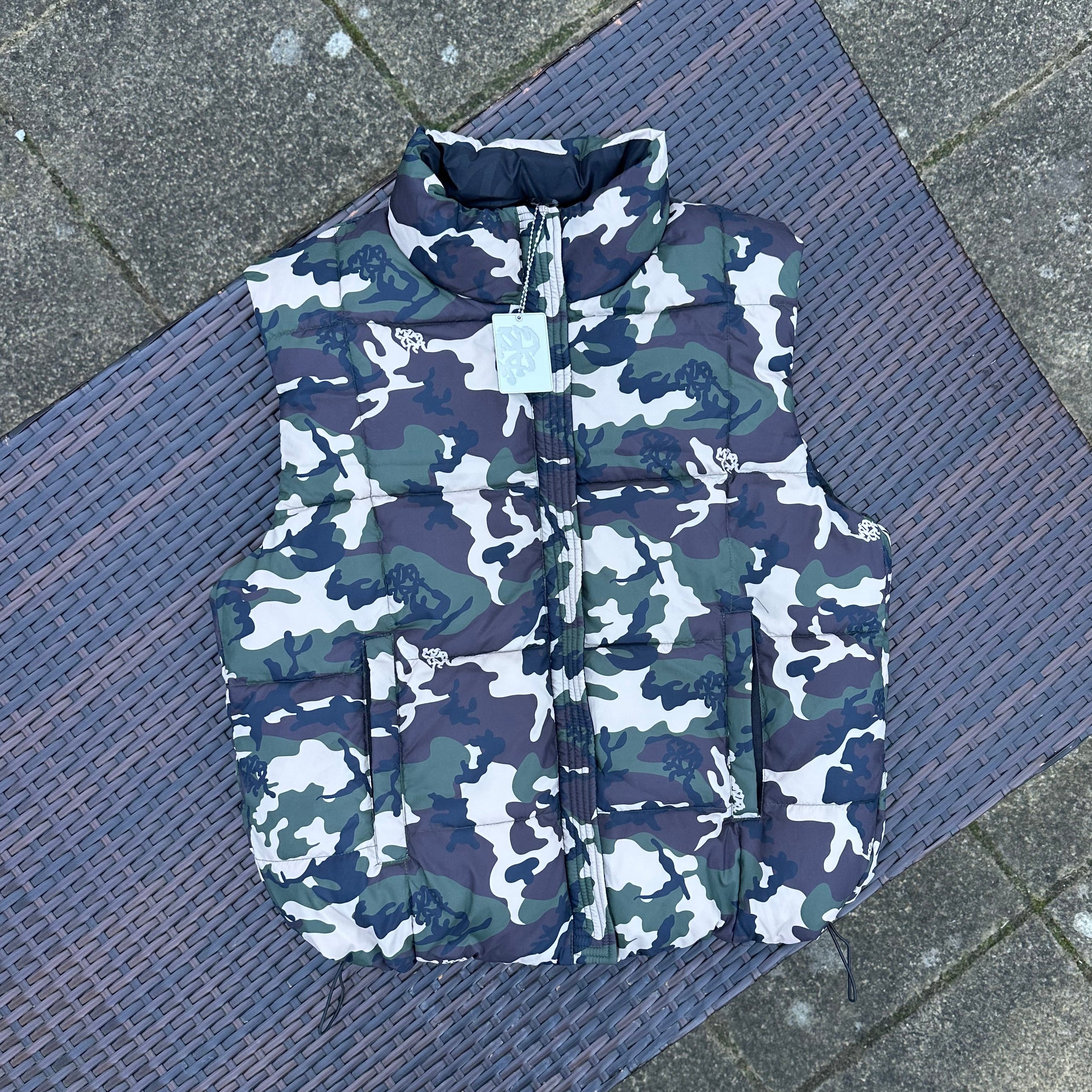 Mertra Camo/Black Reversible Gilet