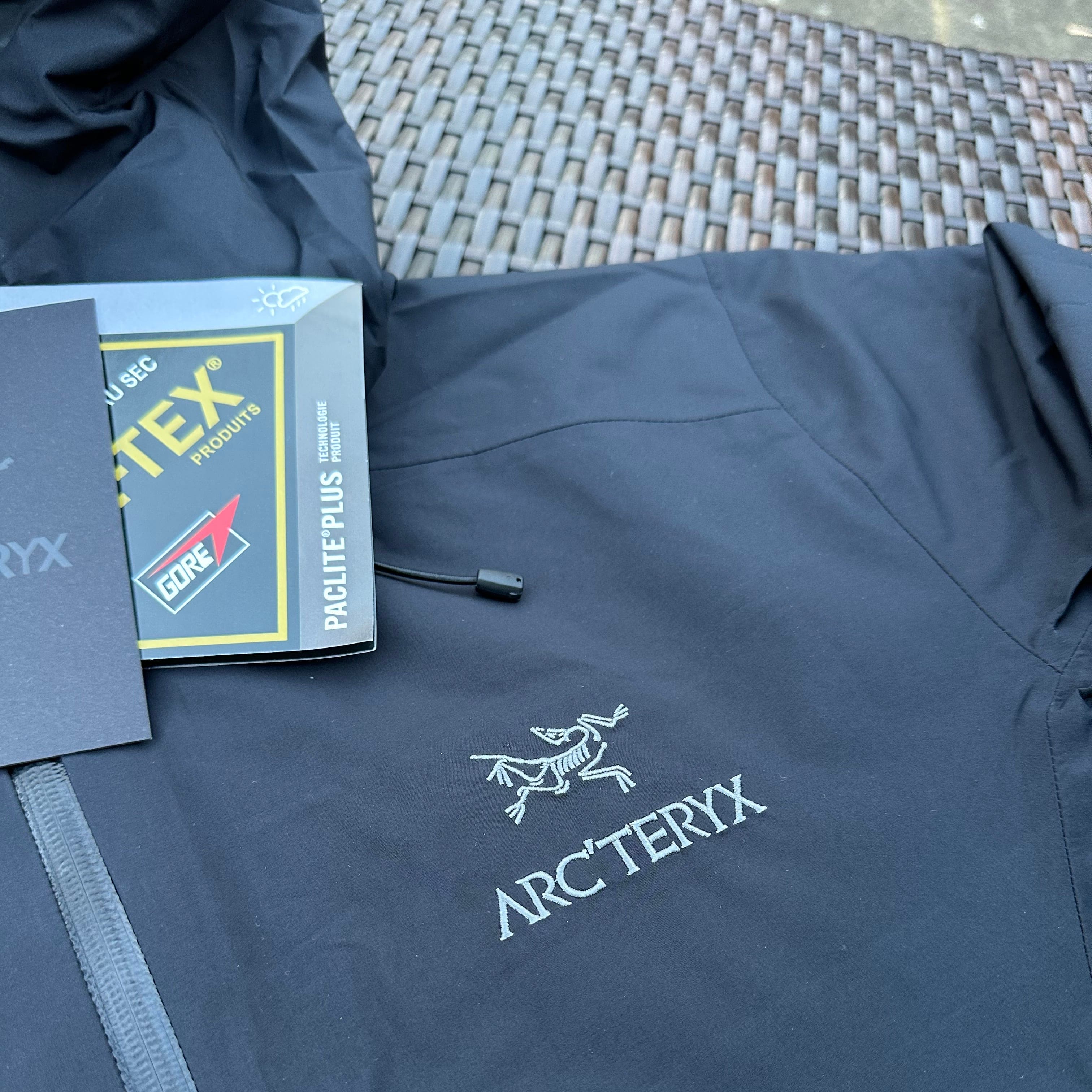 Arcteryx Black SV GORE-TEX Jacket