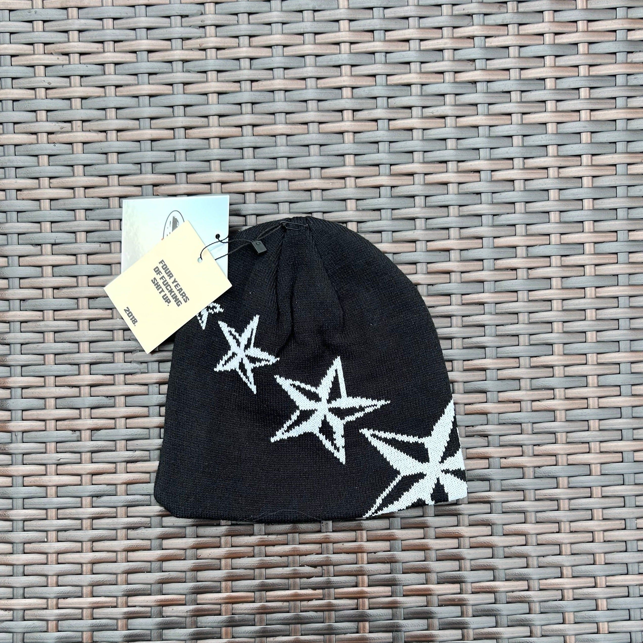Corteiz Black/White "4 Starz" Beanie