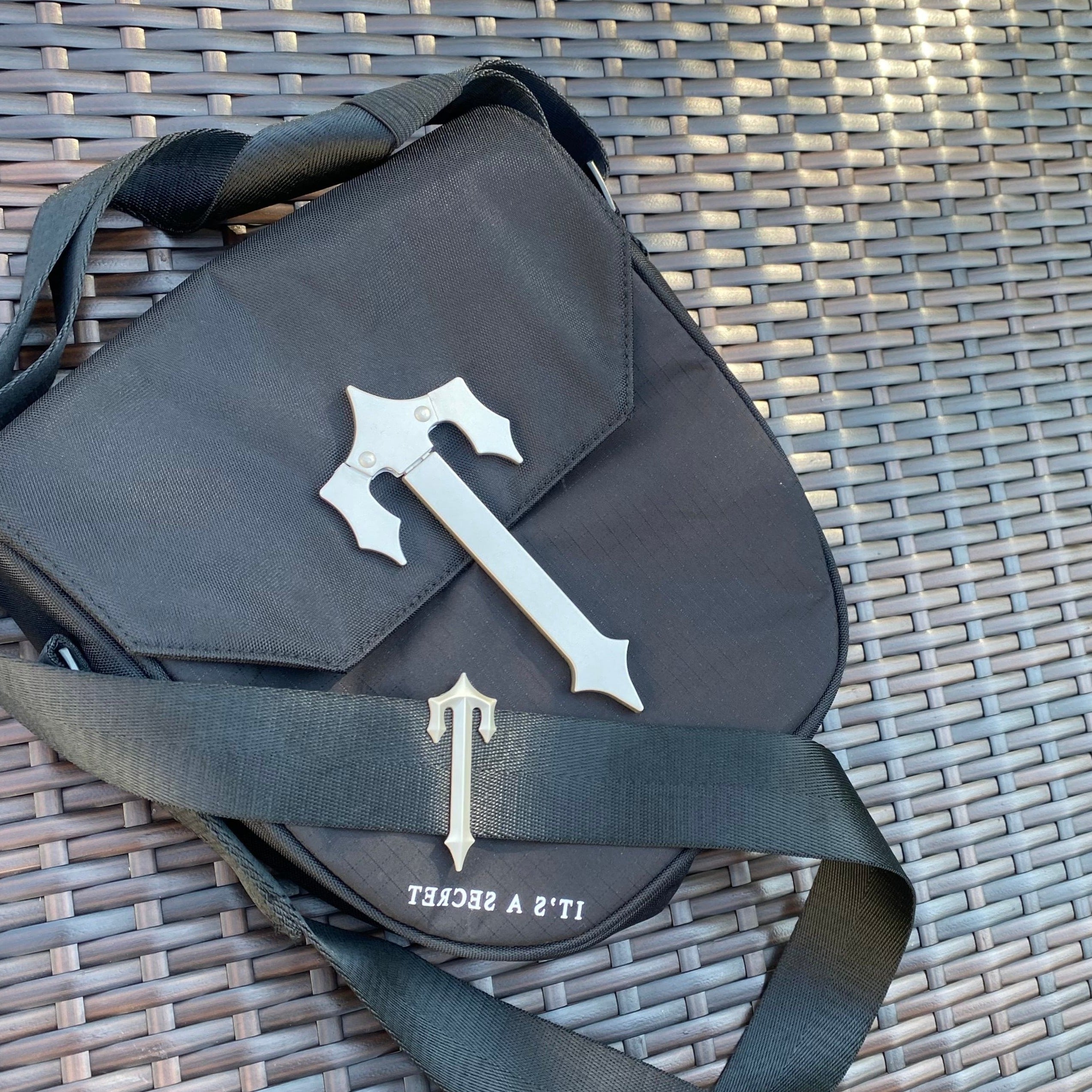 Trapstar Black/Silver "Cobra" T Bag