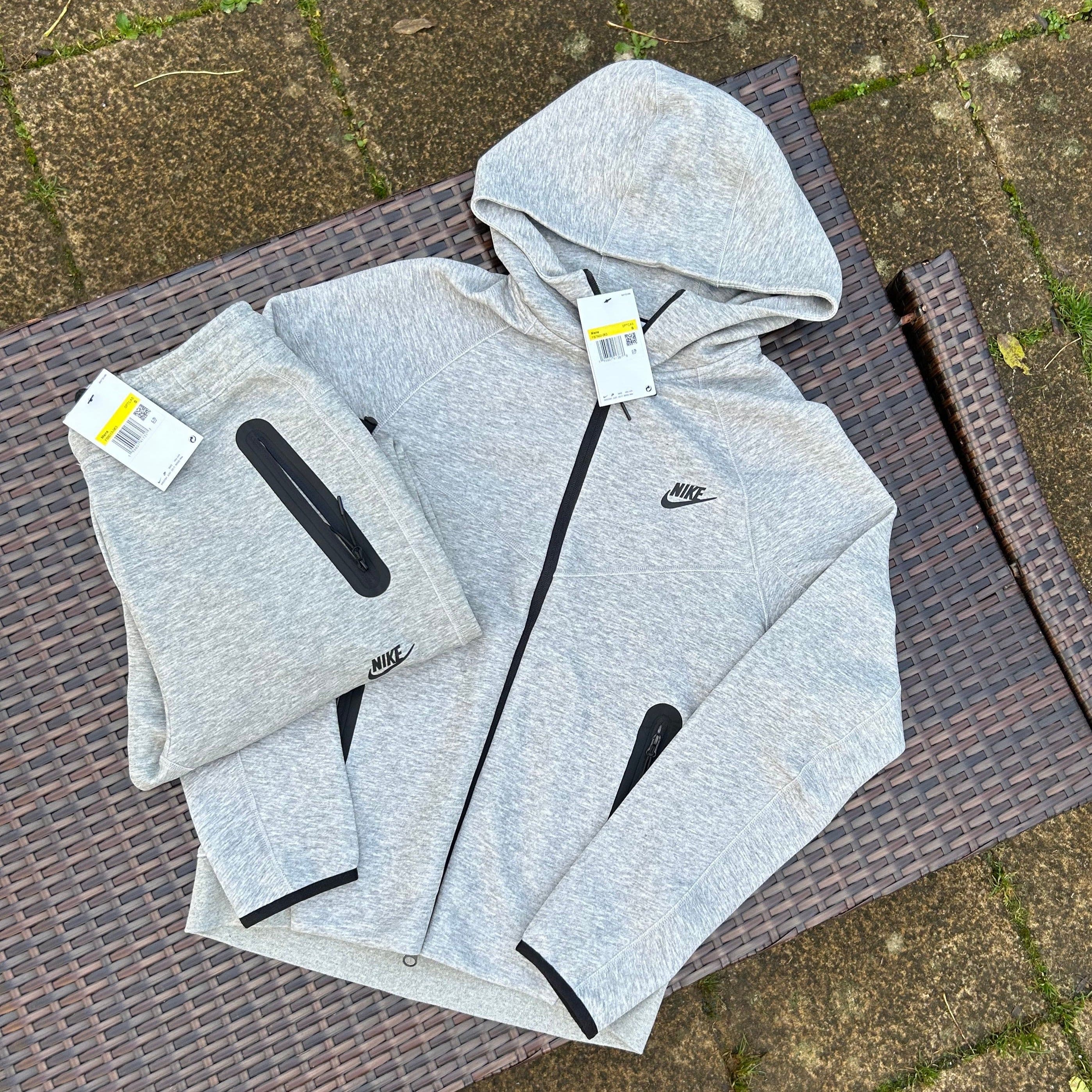Nike Grey Sportswear Tech Fleece (2023 Season)