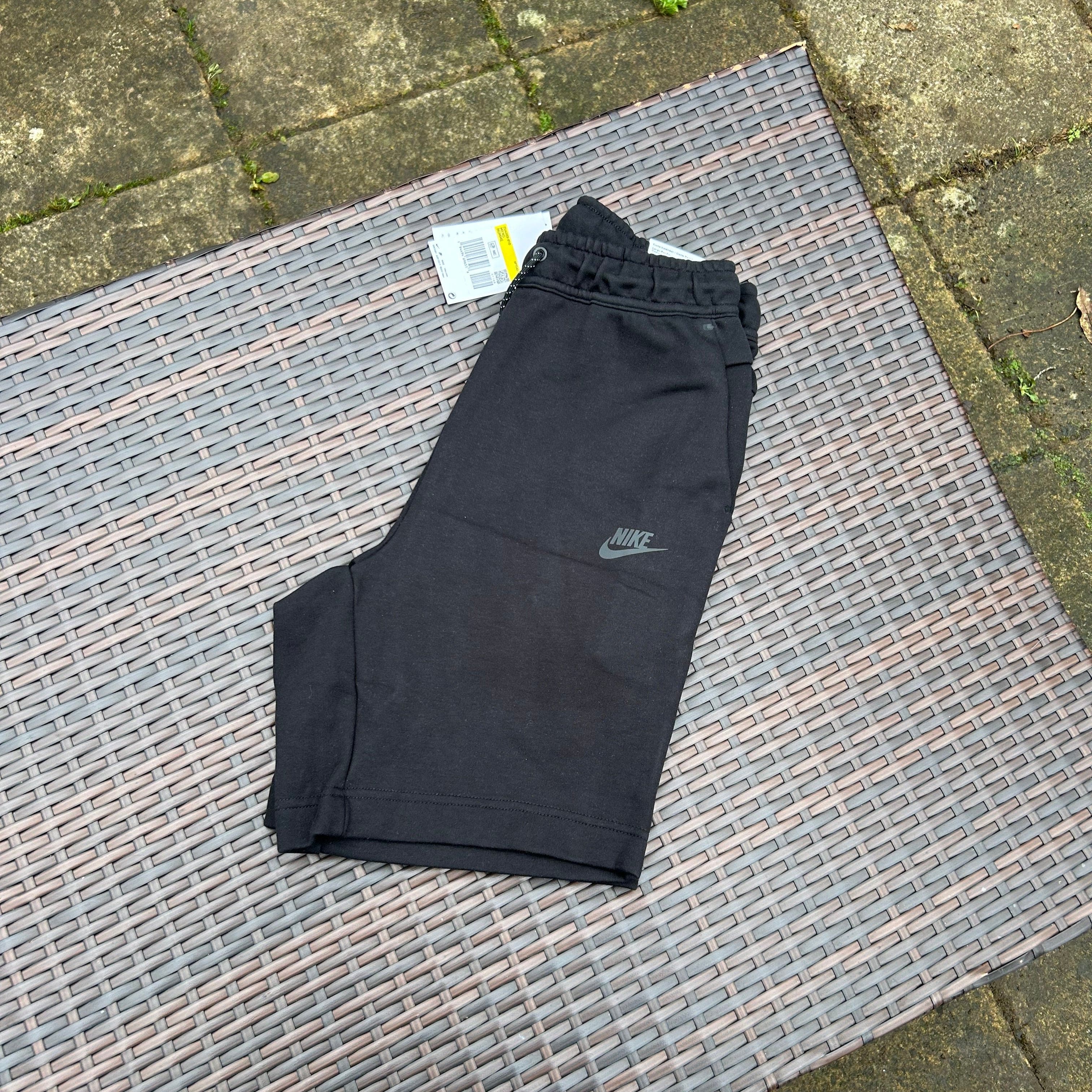 Nike Black Sportswear Tech Fleece Shorts