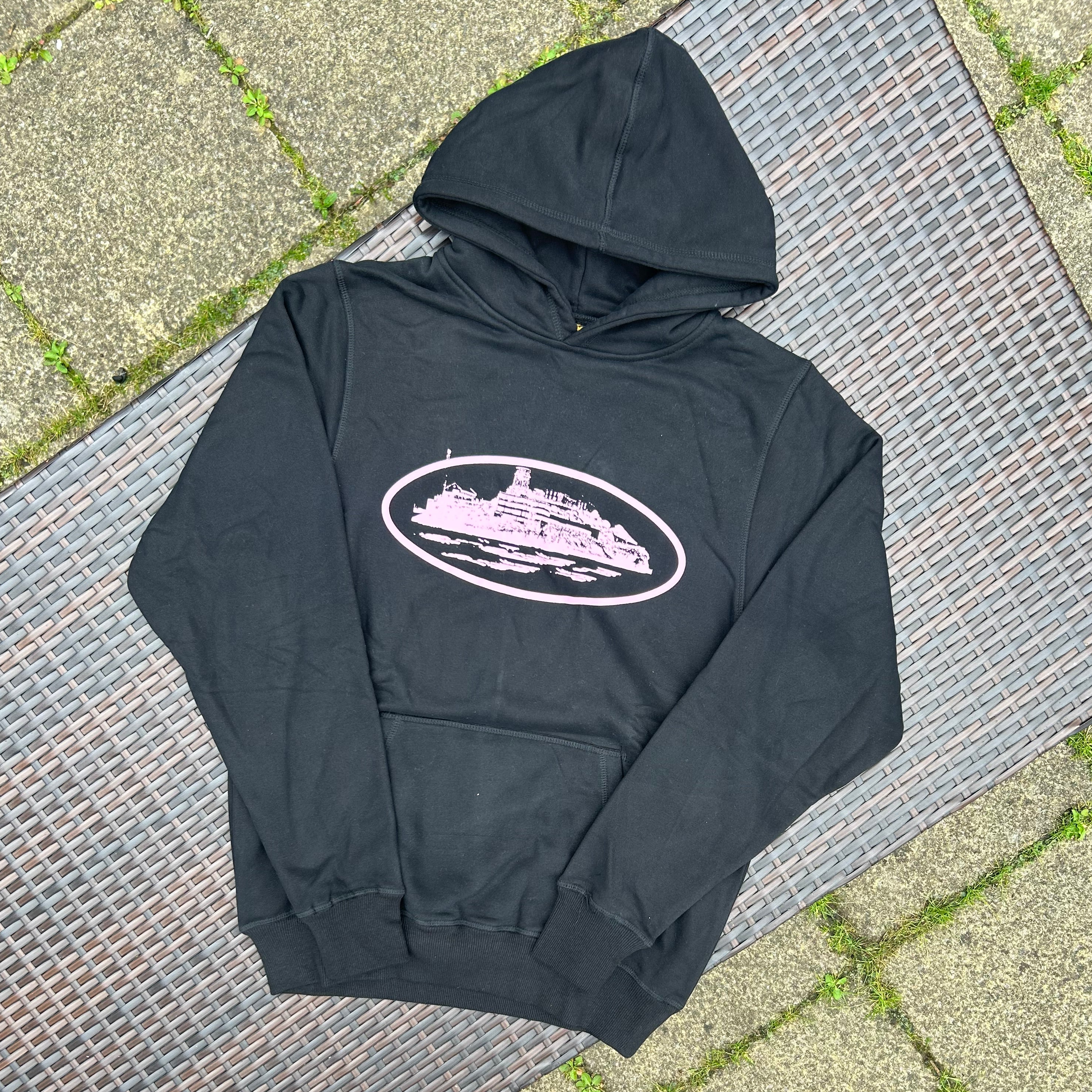 Corteiz Alcatraz Black/Pink Hoodie