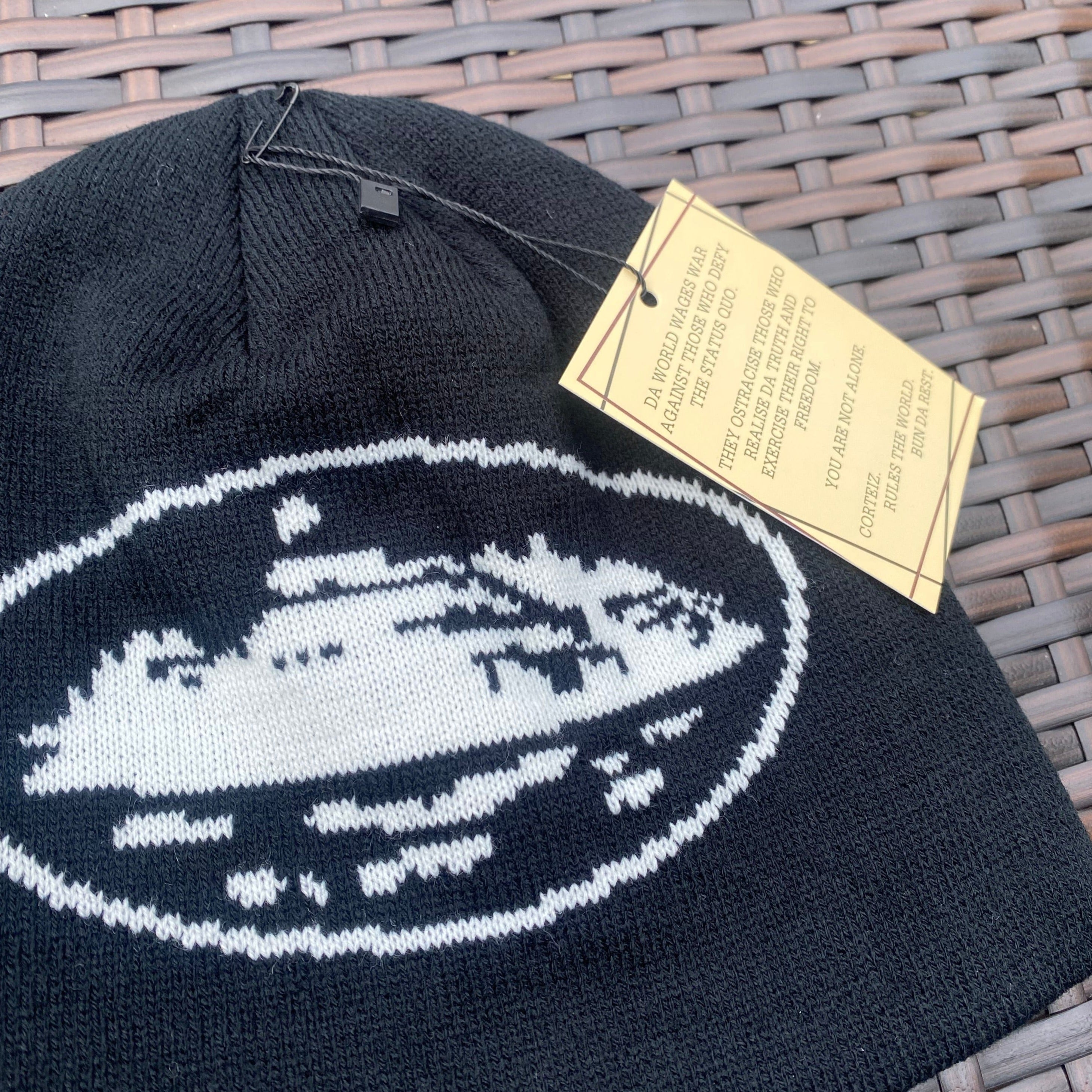 Corteiz Black/White "Alcatraz" Beanie
