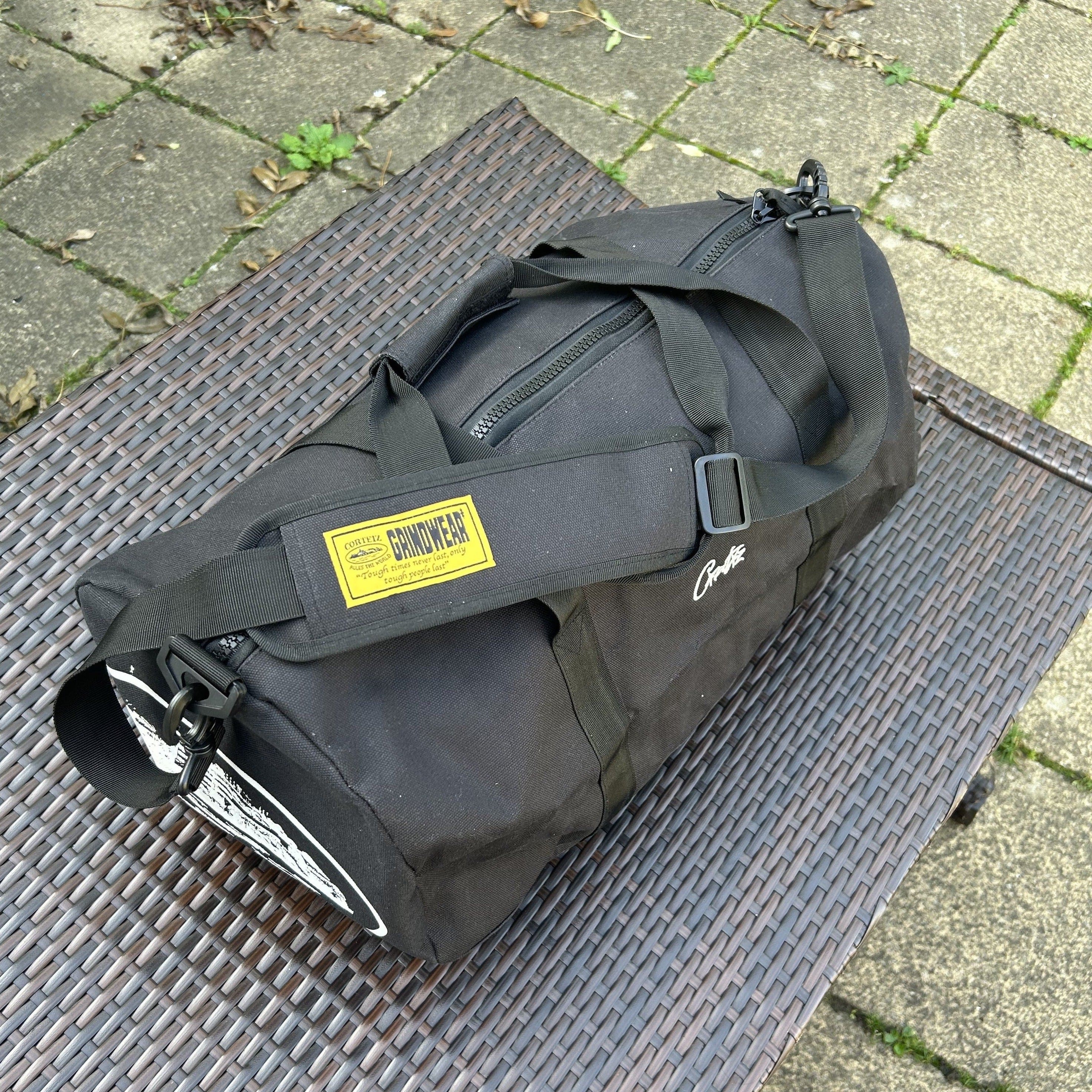 Corteiz Black Alcatraz Grindwear Duffle Bag