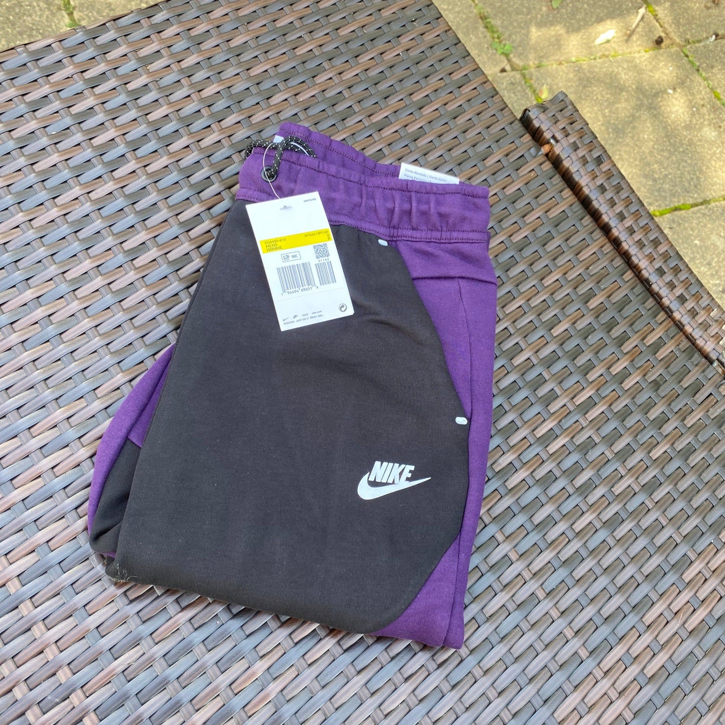 Nike "Grand Purple" Sportswear Tech Fleece