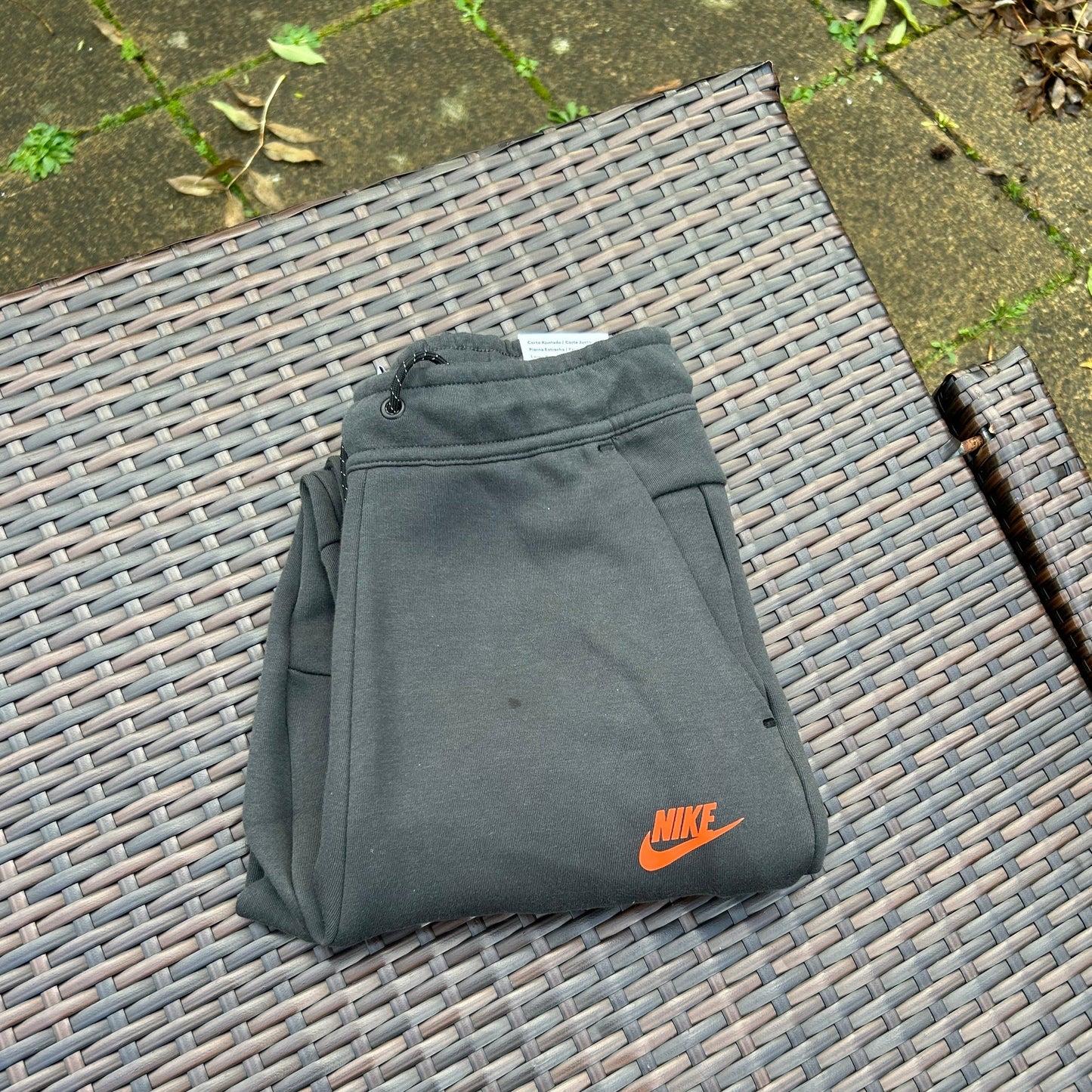 Nike Sportswear Tech Fleece Black/Orange
