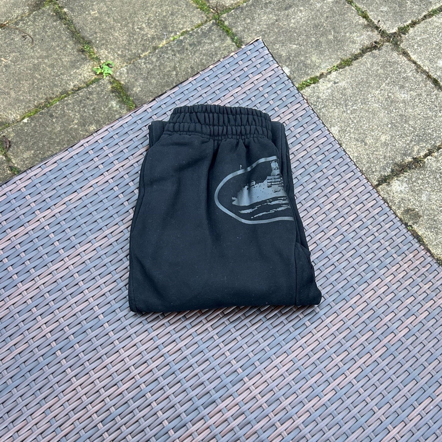 Corteiz Alcatraz Triple Black Tracksuit