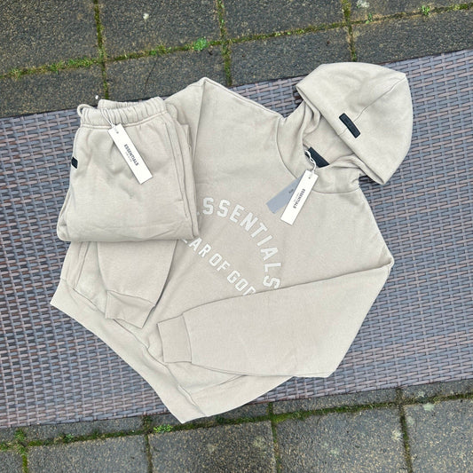 Fear Of God Essentials Seal "SS23" Tracksuit