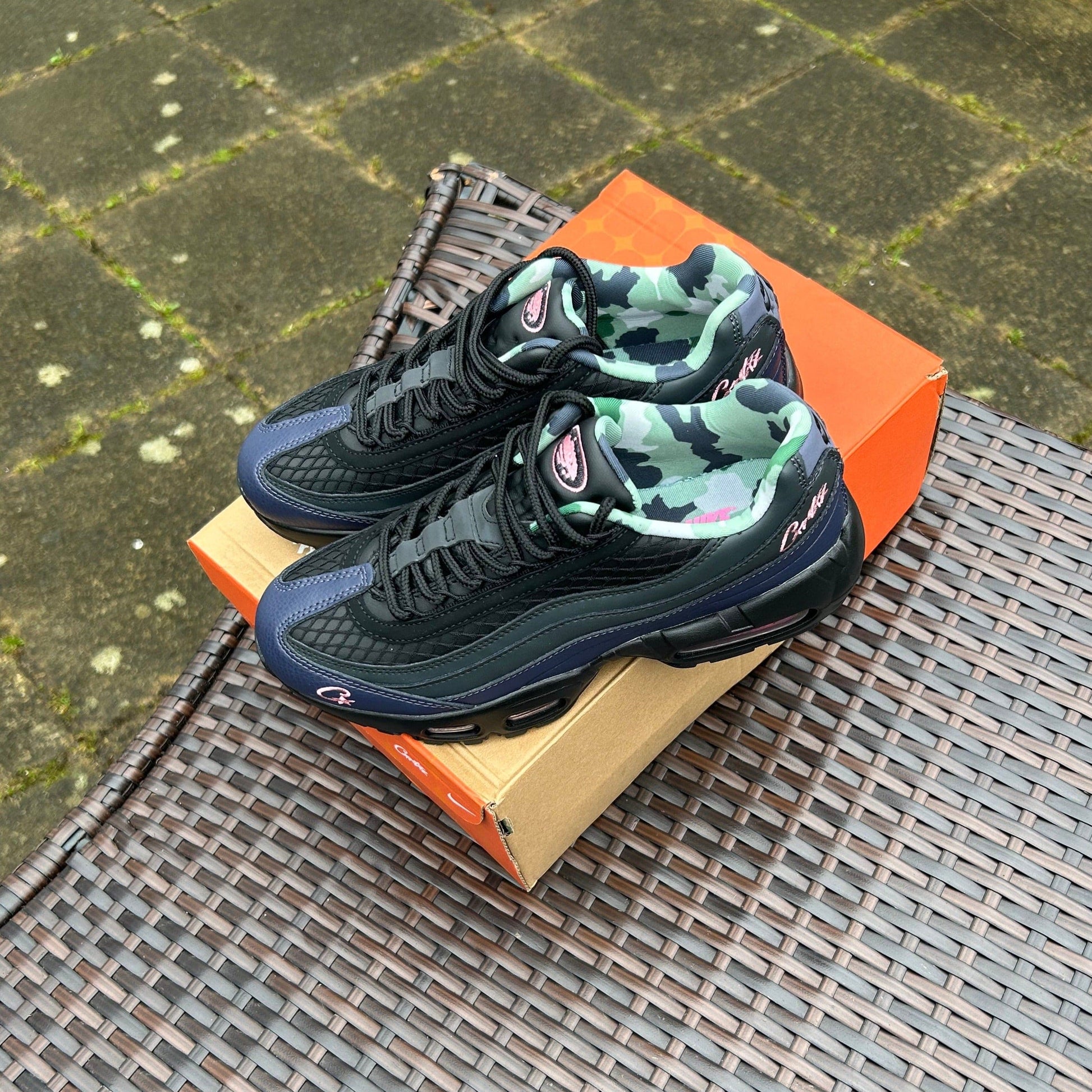 Nike Air Max 95 SP x Corteiz "Pink Beam"