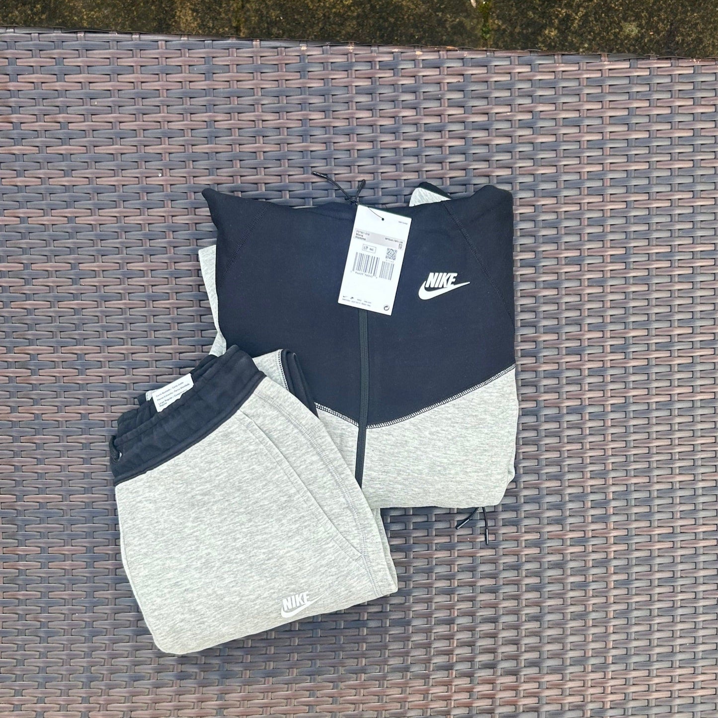 Nike Grey/Black Sportswear Tech Fleece (2023 Season)