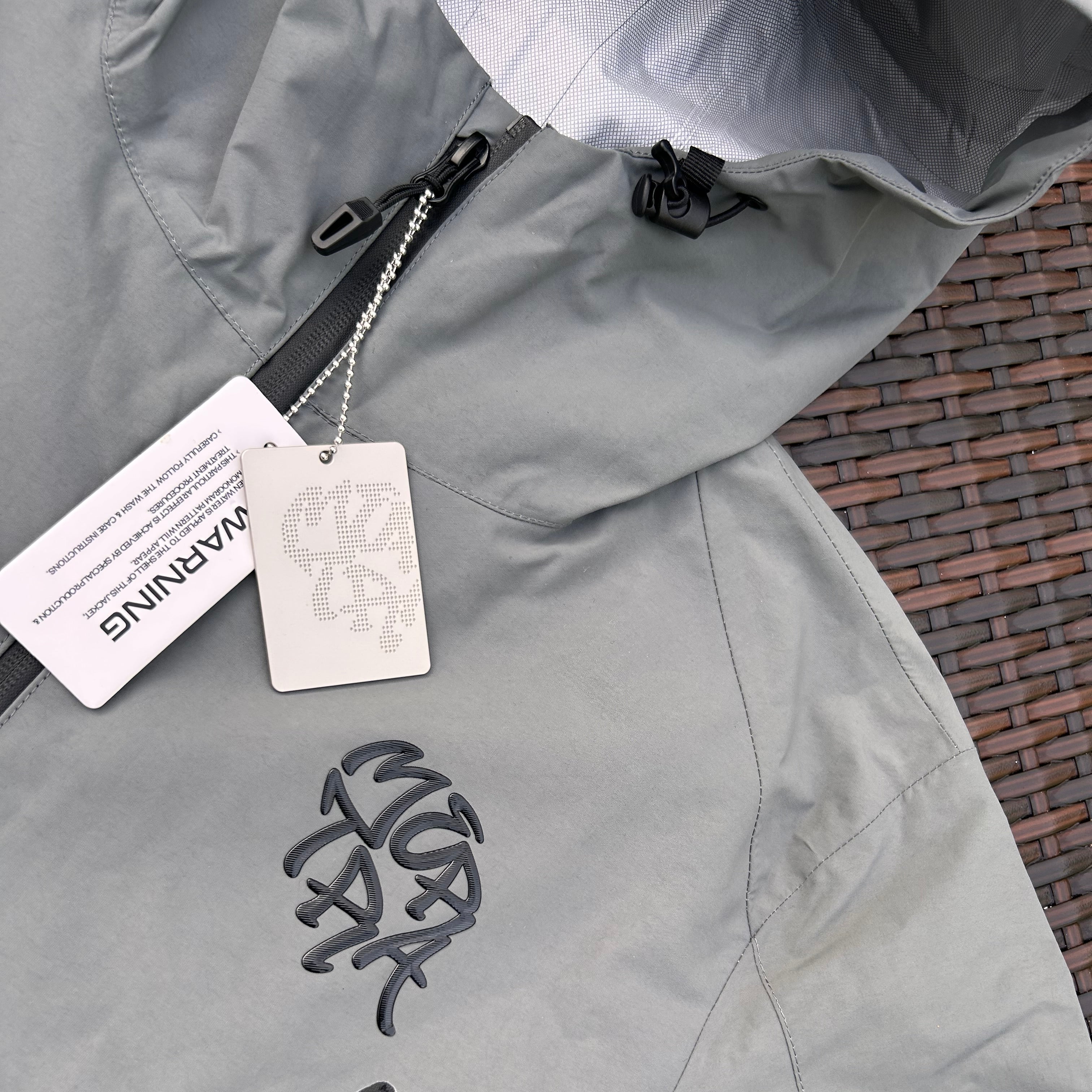 Mertra Water Reactive Windbreaker