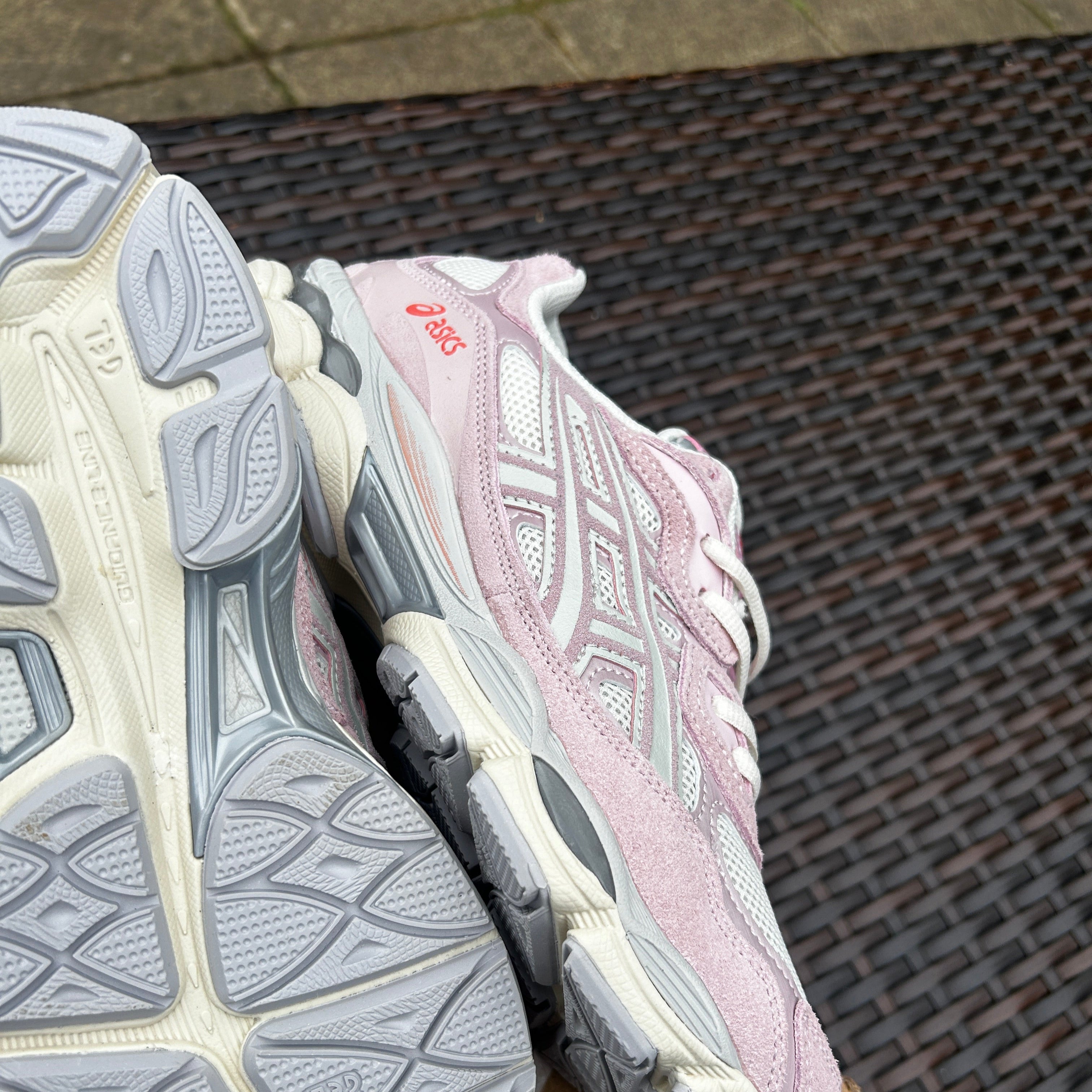 ASICS GEL-NYC Cream Rose Water