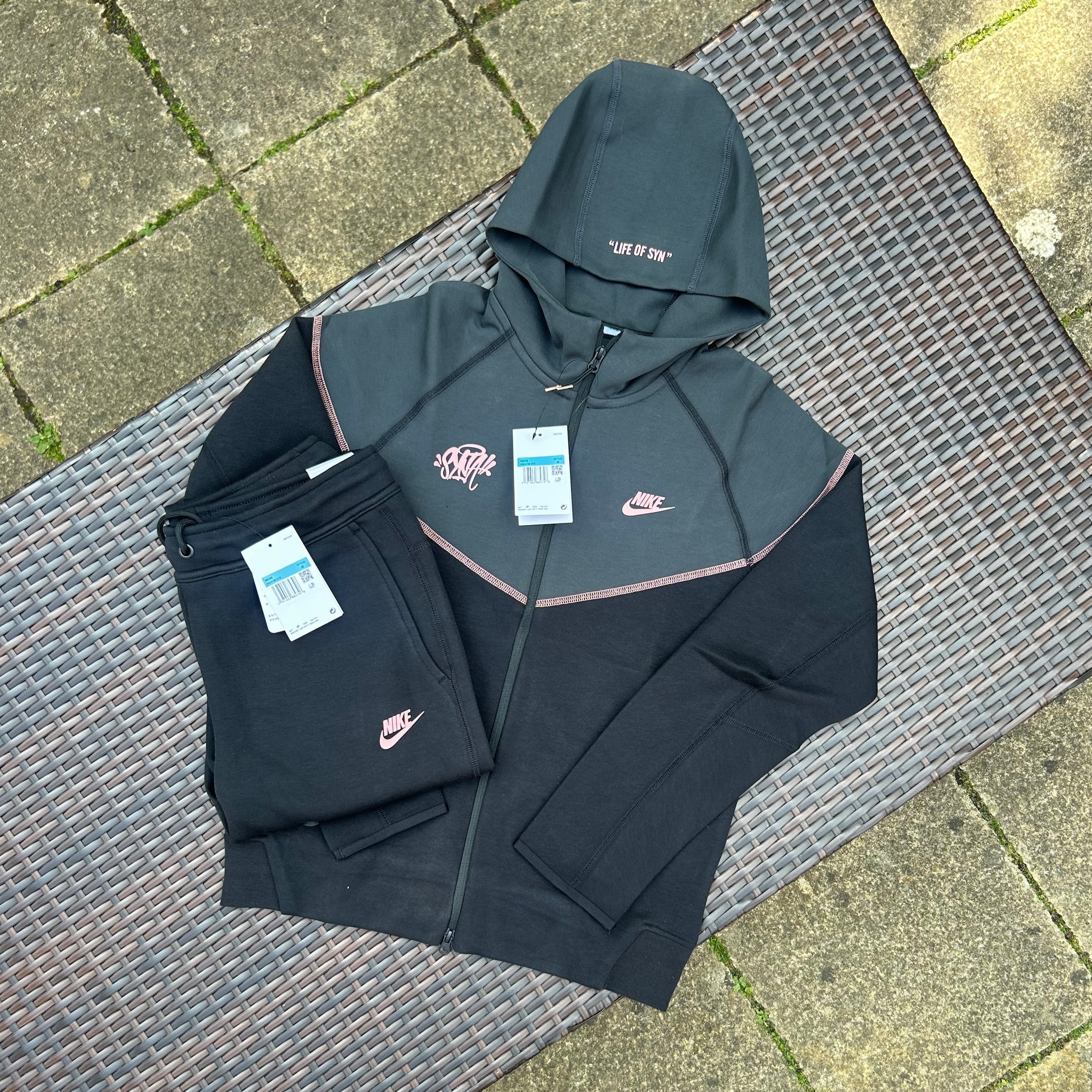 Nike x Syna World Sportswear Tech Fleece
