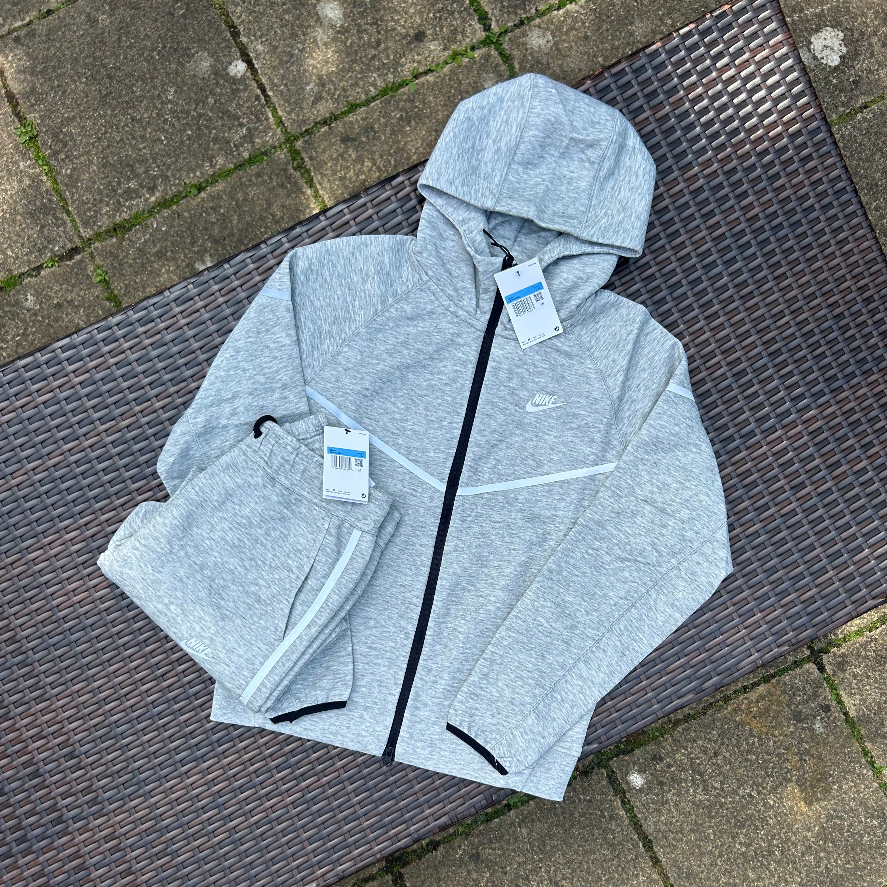 Nike Grey Sportswear Tech Fleece (2024 Season)