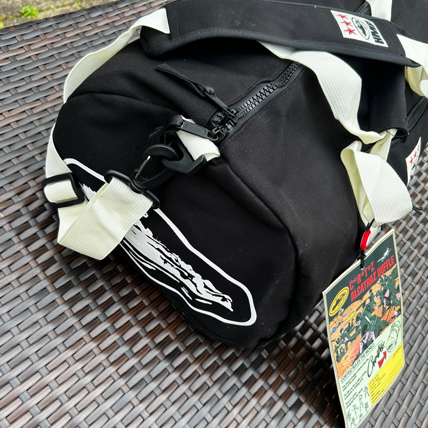 Corteiz Black/White HMP Duffle Bag