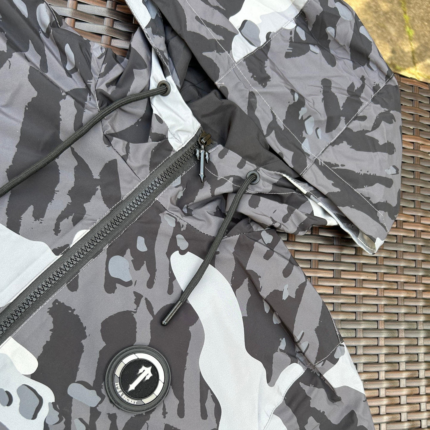 Trapstar Decoded Black/White Camo Windbreaker